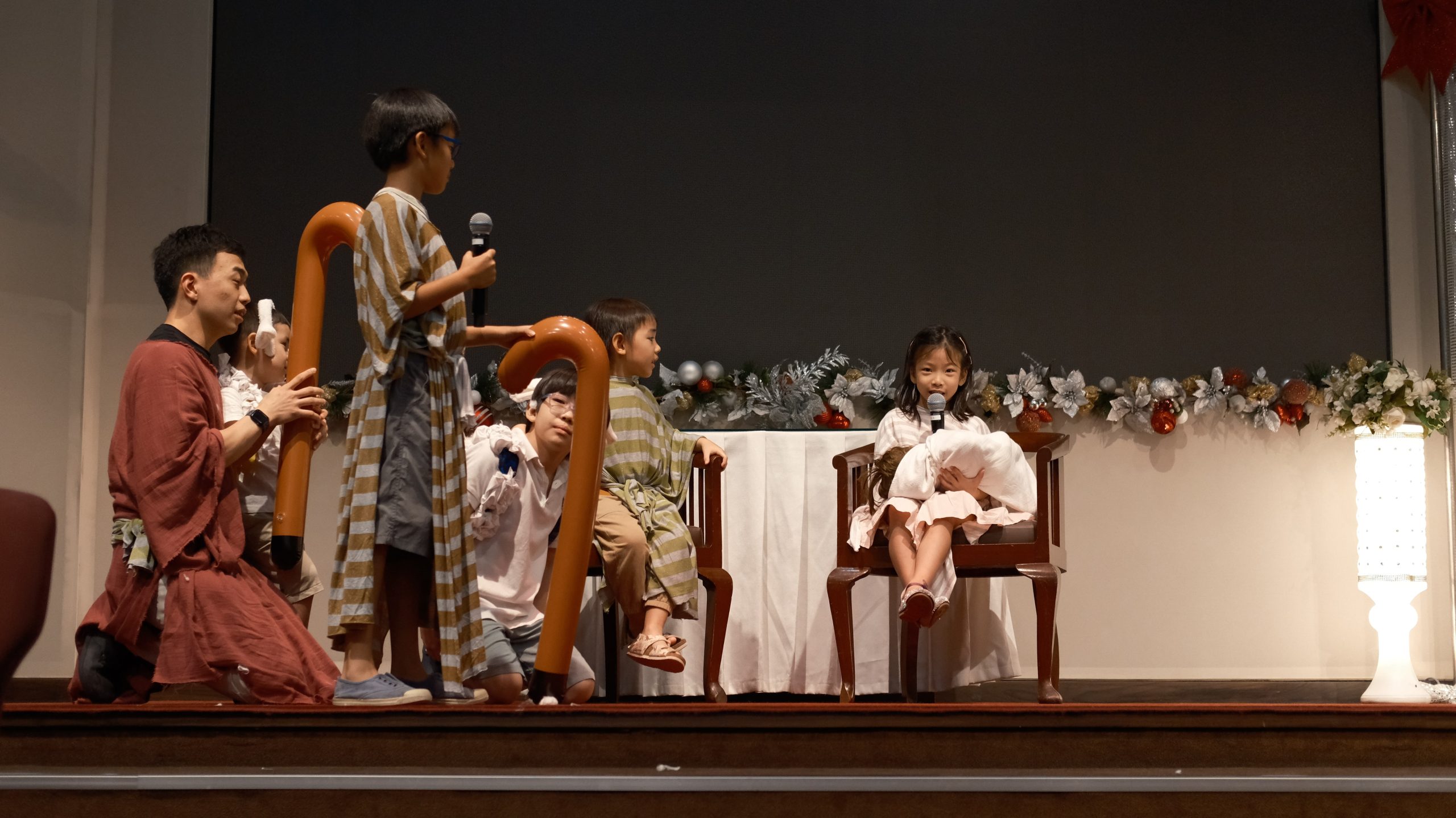 7 A skit performed by Khang Zeng and children from the junior Sunday school